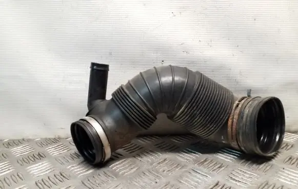 Skoda Octavia Mk2 (1Z) Air intake hose/pipe 3C0129654P 3C0129654AJ