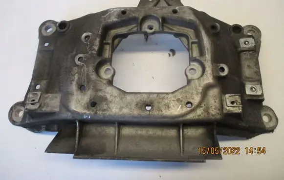 Audi A3 S3 A3 Sportback 8P Engine mounting bracket 8K0399263BH