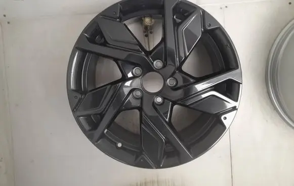 Honda HR-V R18 alloy rim 3M018075B