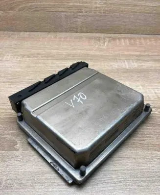 Volvo XC70 Engine control unit/module ECU 08667710A 0281010319