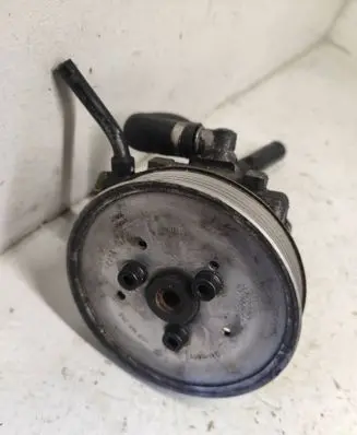 Audi A4 S4 B6 8E 8H Power steering pump 059145255