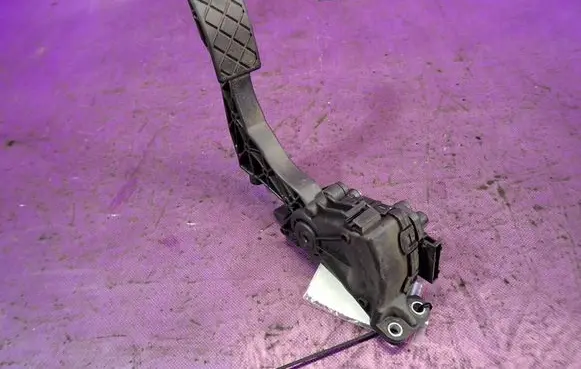 Skoda Roomster (5J) Accelerator throttle pedal