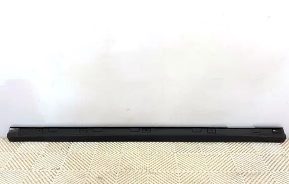 Volkswagen T-Roc Front sill (body part)