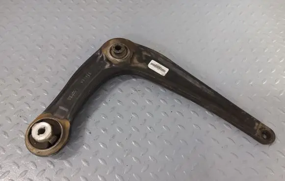 Citroen Jumpy Front lower control arm/wishbone 9816863580