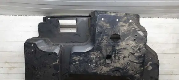 Toyota Auris 150 Trunk boot underbody cover/under tray 5830802020