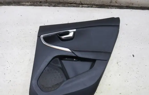 Volvo V40 Rear door card panel trim GMAUTO4574097