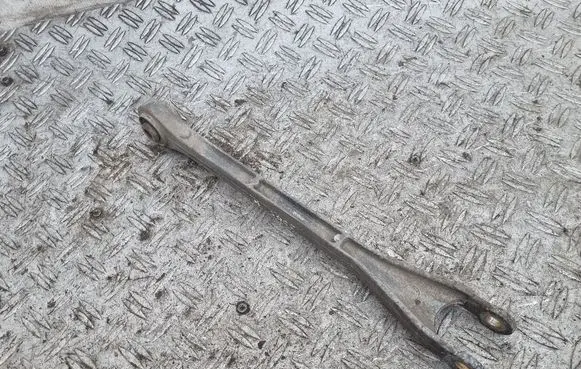 Chrysler 300 - 300C Rear upper control arm/wishbone 04743245AB