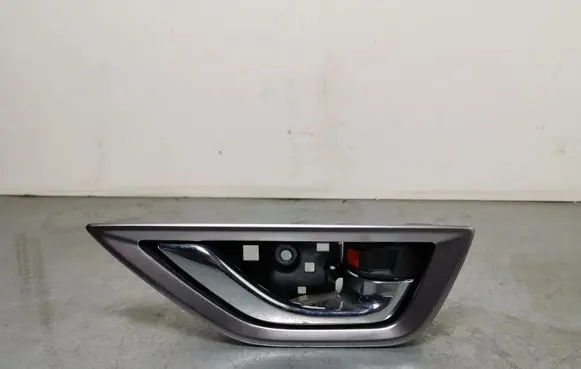 Subaru Forester SK Front door interior handle PA6GF30RH4