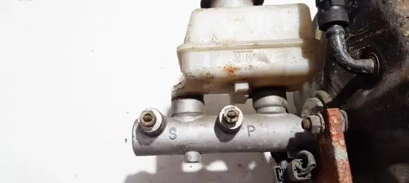 Hyundai Lantra I Master brake cylinder BM111007
