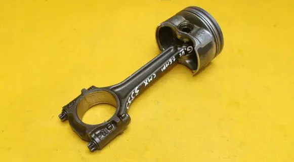 Volkswagen Golf VI Piston with connecting rod