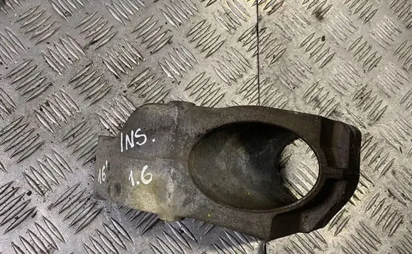 Opel Insignia A Driveshaft support bearing bracket 13349212