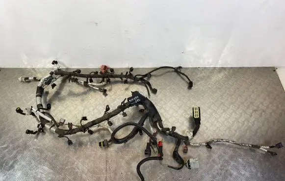 Jeep Grand Cherokee Engine installation wiring loom