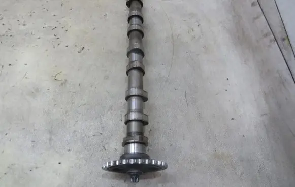 Maybach 57/62 Camshaft A6510501501