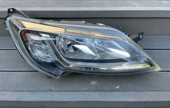 Peugeot Boxer Headlight/headlamp 1394420080 12D1T3 182811