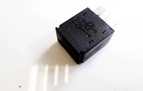 Volvo S60 Other relay 4RD00781400 4RD007814-00
