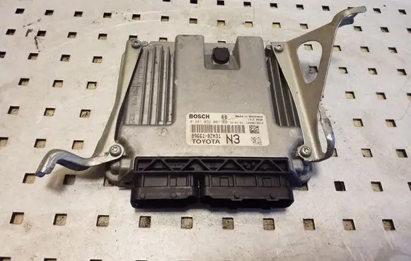 Toyota Auris E180 Engine control unit/module 896610ZN31 0281032001