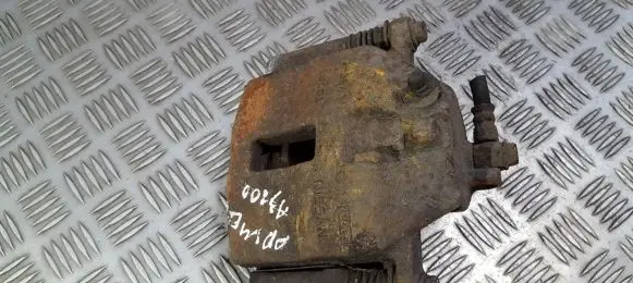 Nissan Primera Front brake caliper