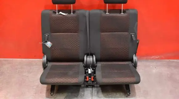 Seat set