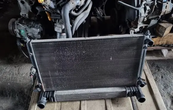 Ford Galaxy Radiator set 