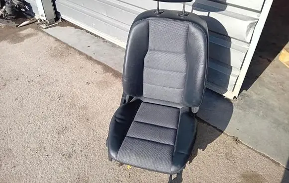 Mercedes-Benz C W204 Front passenger seat 