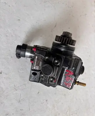 Renault Trafic III (X82) Fuel injection high pressure pump 0445010404 8457707 HMLGT8980R