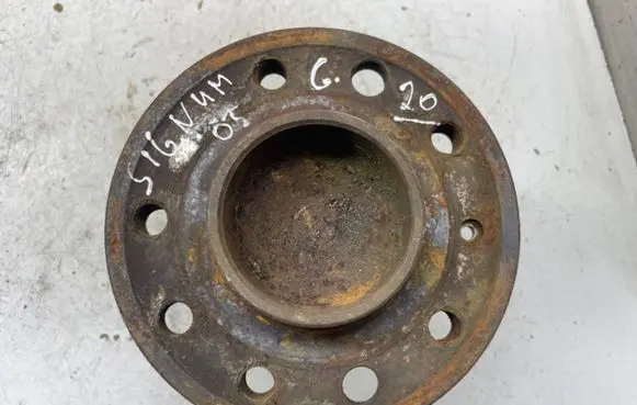 Opel Signum Rear wheel hub