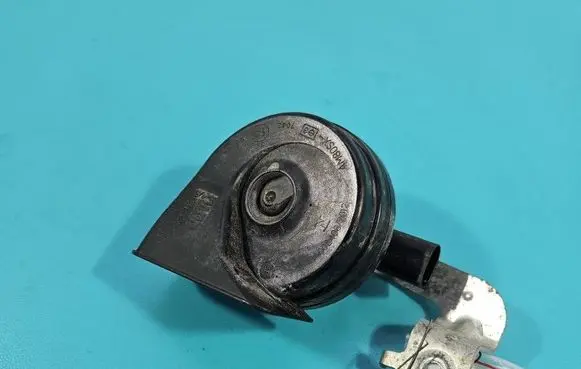 BMW 3 G20 G21 Horn signal 749220503 IMPRK1585296