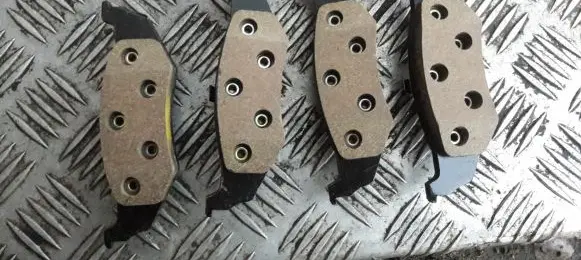 Chrysler Stratus II Brake pads (rear) 05093218AA