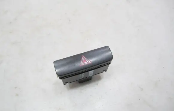 Volkswagen PASSAT B7 Hazard light switch 3AA953509 10901411