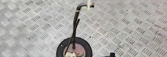 Suzuki Grand Vitara I Fuel level sensor 