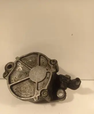 Mazda 3 I Vacuum pump D15616 1110N