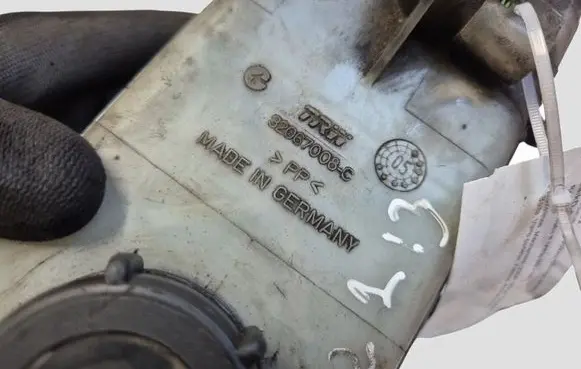 Renault Trafic II (X83) Master brake cylinder 32067008C
