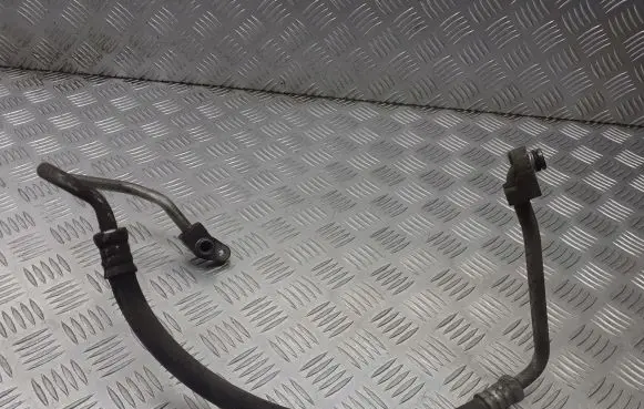 Toyota Corolla Verso E121 Air conditioning (A/C) pipe/hose