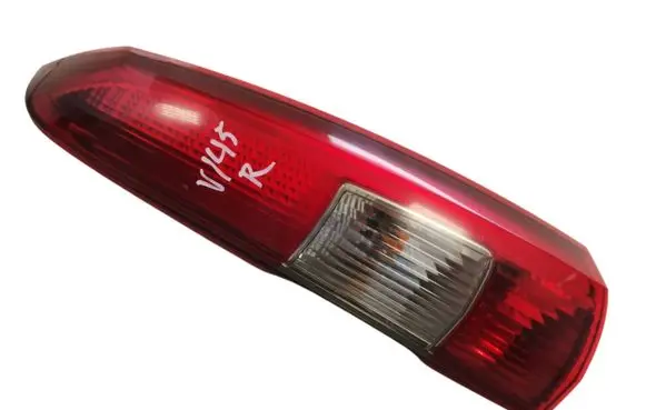 Volvo V70 Rear/tail lights 9154494 9483689