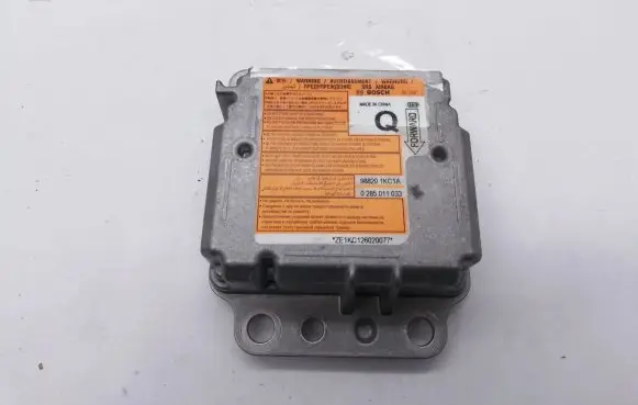 Nissan Juke I F15 Airbag control unit/module 988201KC1A