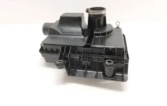 Toyota Prius (XW20) Air filter box 2220422010