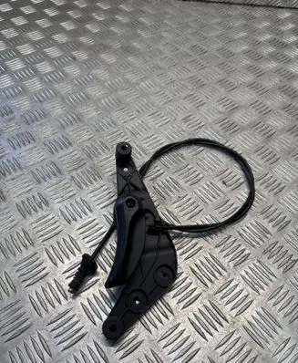 Engine bonnet (hood) release handle