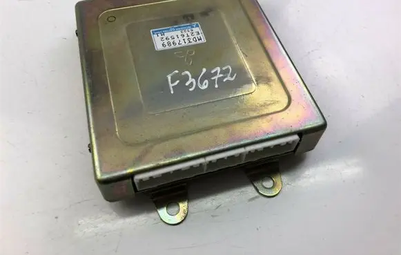 Mitsubishi Space Runner Other control units/modules MD317989