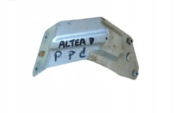 Seat Altea Fender mounting bracket 8P0821136