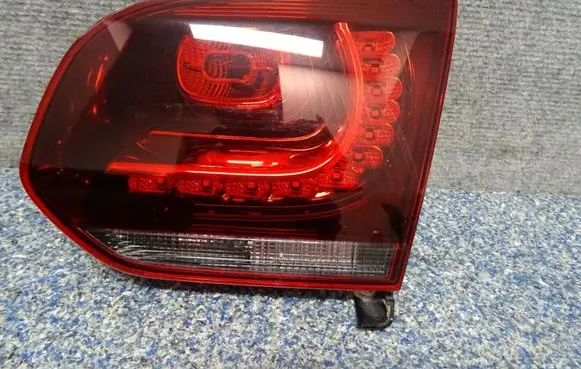 Volkswagen Golf VI Tailgate rear/tail lights 5K7945308