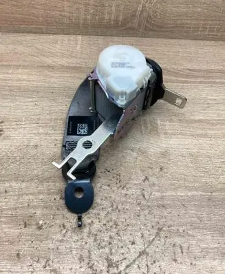BMW 5 F10 F11 Rear seatbelt 34048282A 34025938D