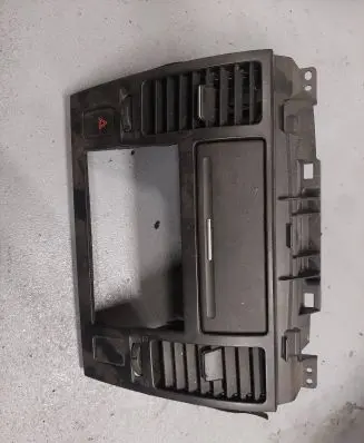 Nissan Tiida C11 Dash center air vent grill 68260EM31A P10381A29S00