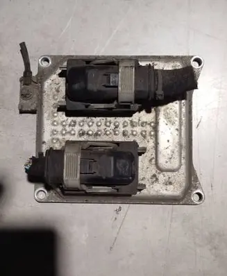 Opel Zafira B Engine control unit/module 55568735