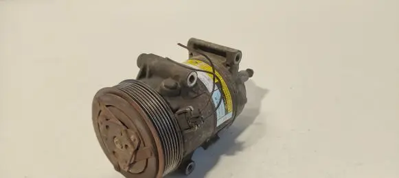 Renault Scenic II - Grand scenic II Air conditioning (A/C) compressor (pump) 8200309193