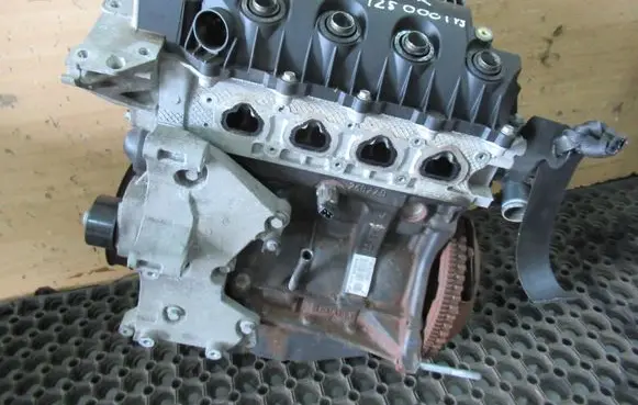 Renault Twingo II Engine swap D4F770