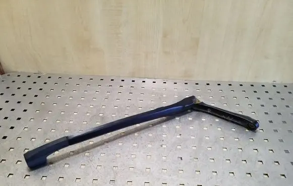 Volkswagen Phaeton Front wiper blade arm 3D2955410A