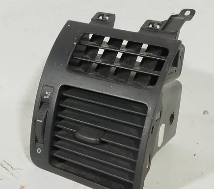 Volkswagen Touran I Dashboard side air vent grill/cover trim 1T0819704A