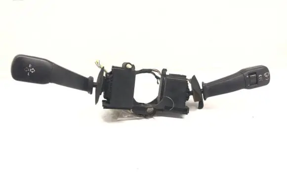 Wiper turn signal indicator stalk/switch