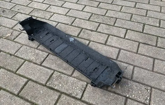 Radiator trim