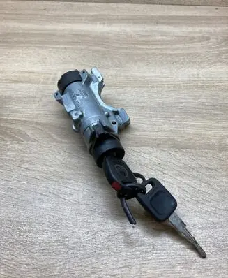 Audi A4 S4 B5 8D Ignition lock 4D0905851A